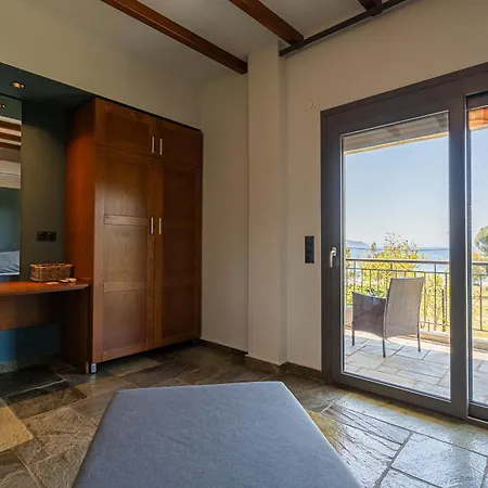 Sithonia Blue Aparthotel