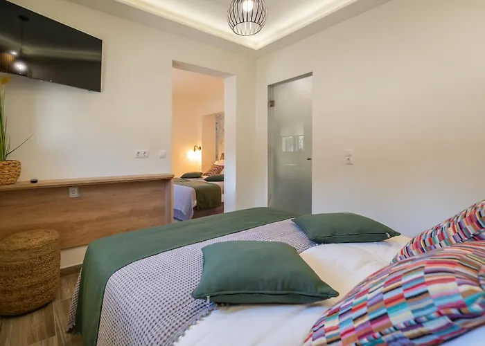 Sithonia Blue Aparthotel Néos Marmarás