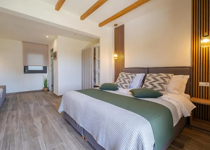 Sithonia Blue Apart-hotel *