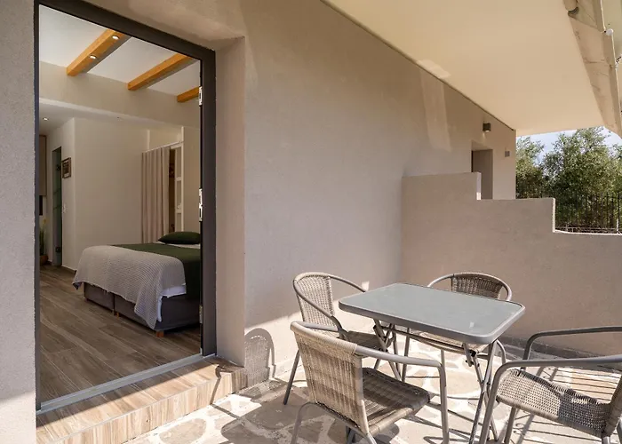 Sithonia Blue Apart-hotel Néos Marmarás