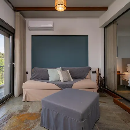 Sithonia Blue * Неос-Мармарас